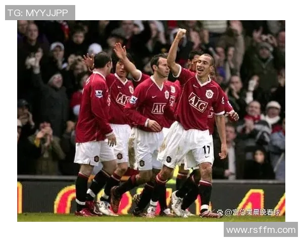 曼联与巴黎次回合精彩集锦回顾激情对决再现经典时刻 曼联与巴黎次回合精彩集锦回顾激情对决再现经典时刻